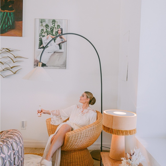 Robes Long with Flared Lace Cuffs for Wedding Bridal Party Maternity Gowns - Picture 5 of 10